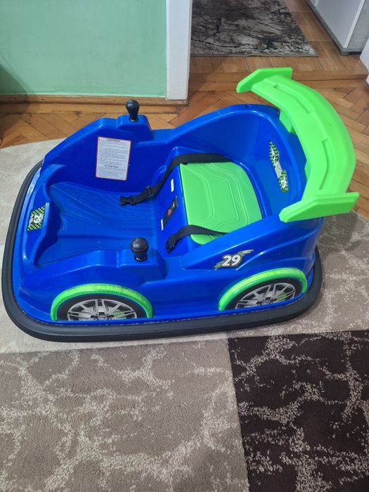 Vând Mașinuța Electrica  Copii!