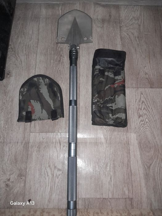 Тактичекая саперная лопата