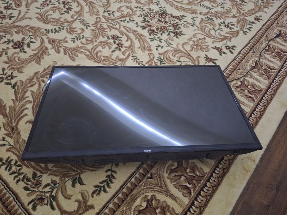 Телевизор 44 дюймов Foison — как новый, отличное качество!