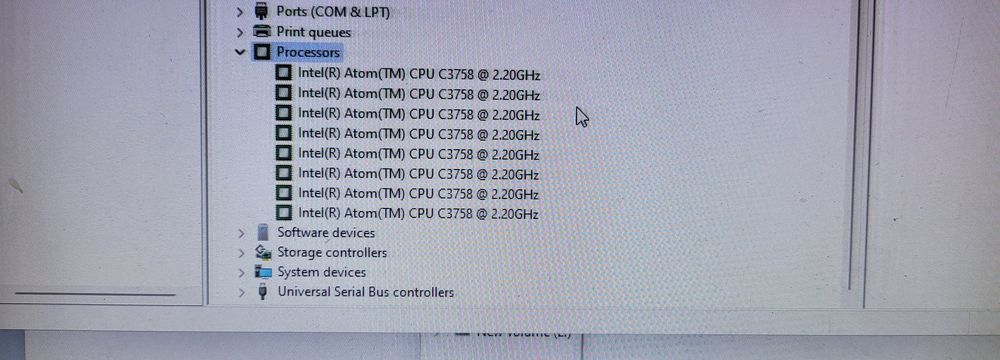 Sistem Nas ssd256+ 4×hdd 3TB-RAM DDR4