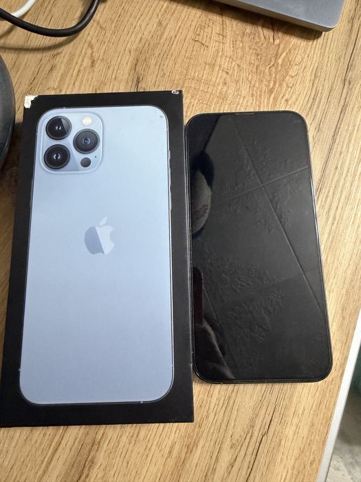 Продам айфон 13 pro max
