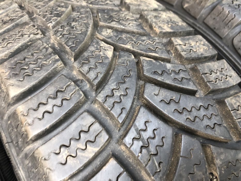 215/70/15C б/у из Германии