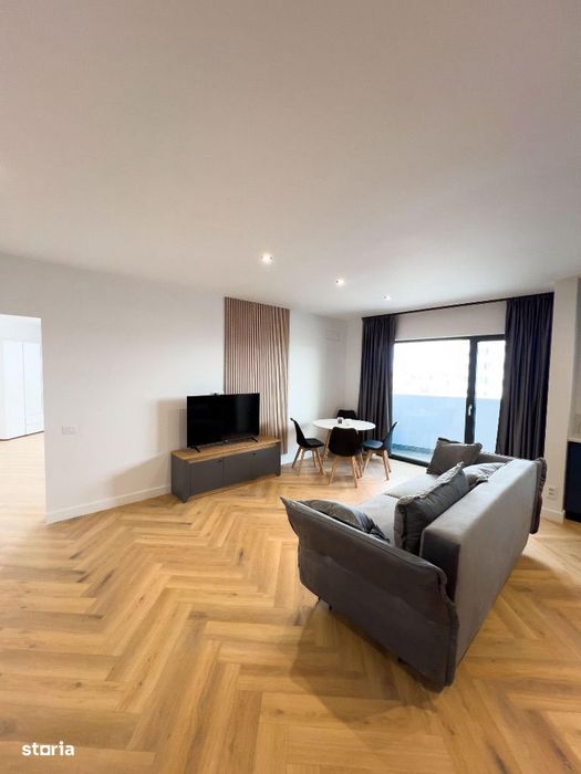 Inchiriez apartament