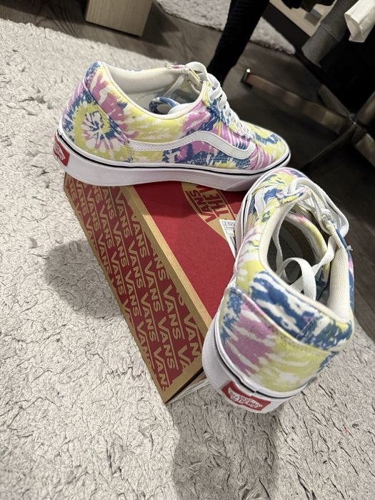 Adidasi Vans off the wall