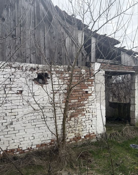 Casa cu pamant 1400m.p Sat Rapsig