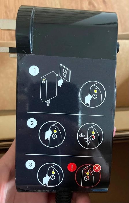 Dyson Airstrait HT01 – нова, оригинална
