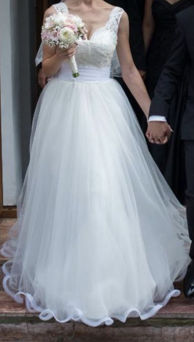 Rochie de mireasă elegantă - stil romantic, stare foarte bună