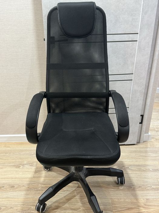 Компьютерное кресло