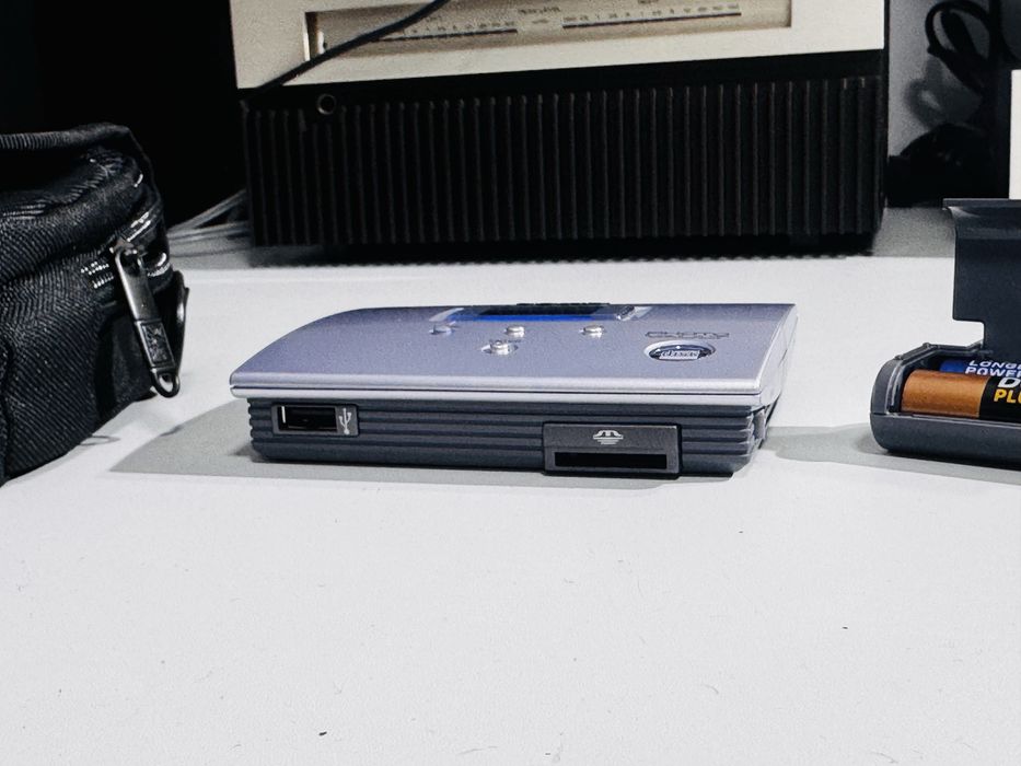 Mini CD-R station SONY model MCS1, NOU,transfer foto/video pe mini CD