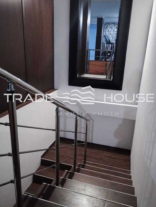 Дава се под наем Многостаен апартамент в Пловдив, Младежки Хълм - 190 кв.м за 600 € - Снимка #6