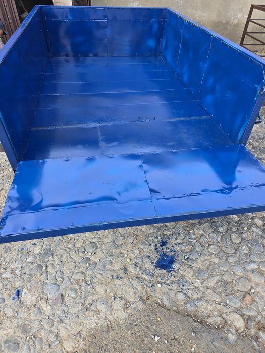 Прицеп сатылады. Жеңіл машина ға