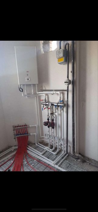 Придлагаем Услугы сантехтика и электрика