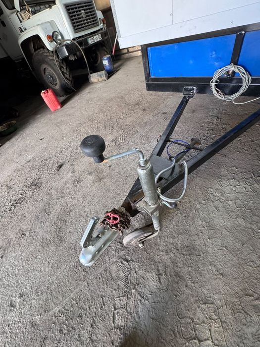 Прицеп дом на колесах