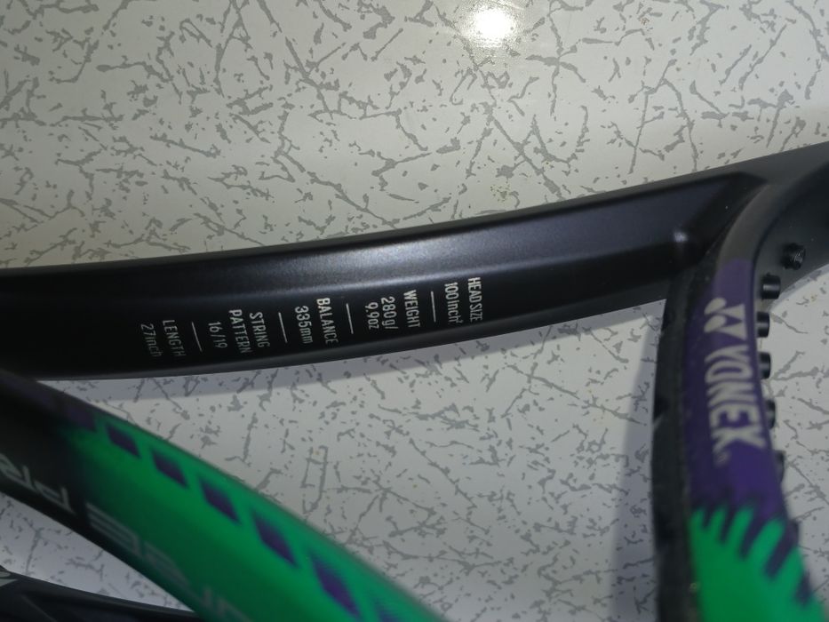 Rachete tenis noi 2025 profesionale Yonex