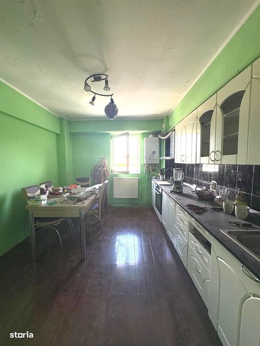 Apartament 4 camere 89mp zona buna Pret 78.000eur neg