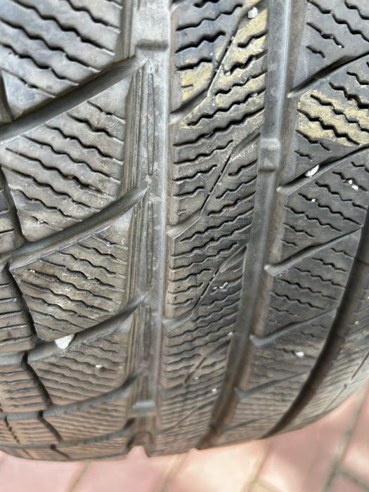 2 Jante si cauciucuri noi Davanti 245/40/18