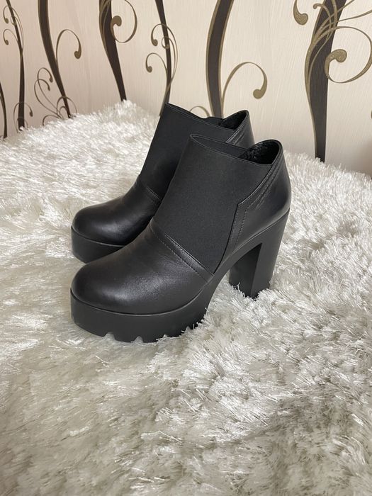 Срочно продам 37 размер как новое