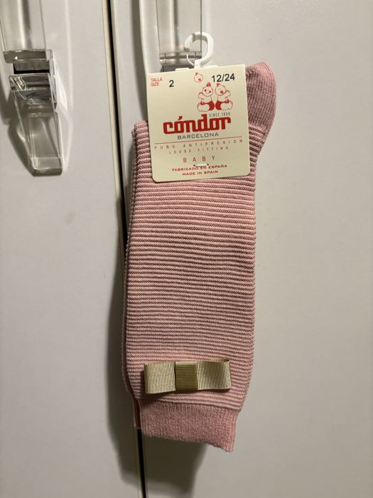 Set bluza, pantaloni scurti si sosete cu fundita pt 12/24 luni
