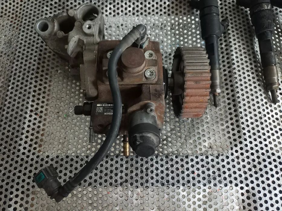 Kit Injectie Injectoare Injector Rampa Renault Scenic 3 Megane 3 Laguna 3 Suzuki Vitara 1.9 DCI 130