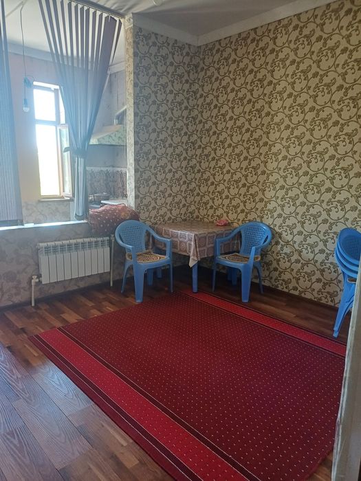 Тез 2 хоналик уй ижорага беридади