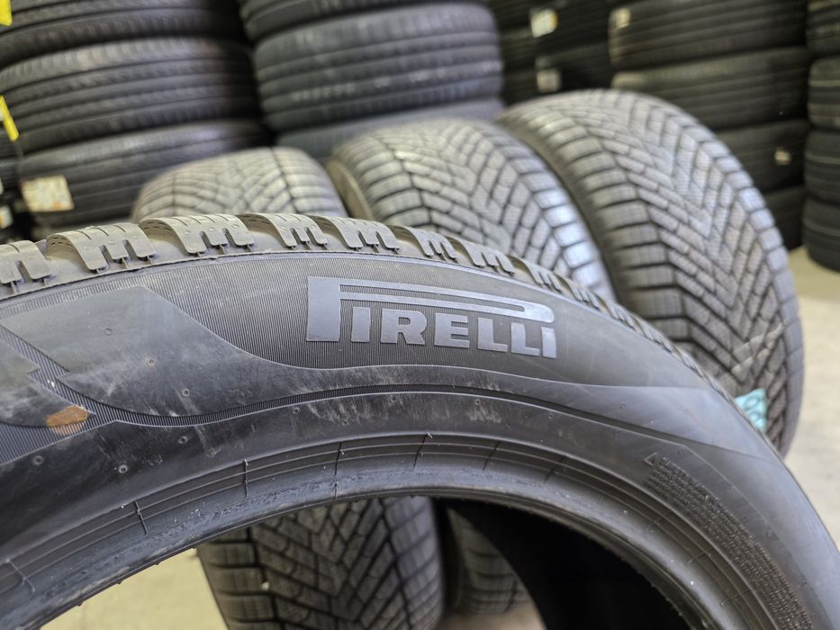 235/55/19 PIRELLI 4бр