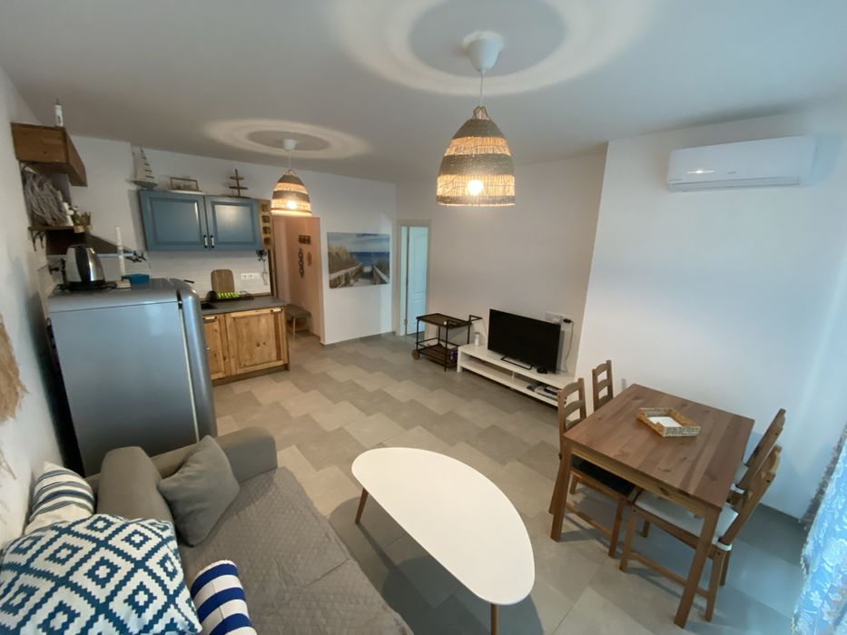 Продава се Двустаен апартамент в Черноморец - 70 кв.м за 1715 €/кв.м - Снимка #1