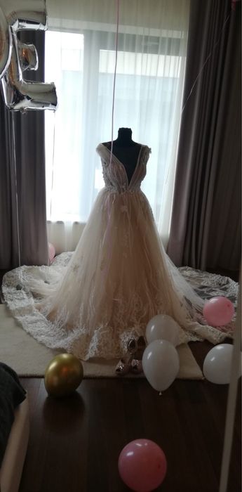 Rochie mireasa Milla Nova designer Lorenzo Rossi editie limitata