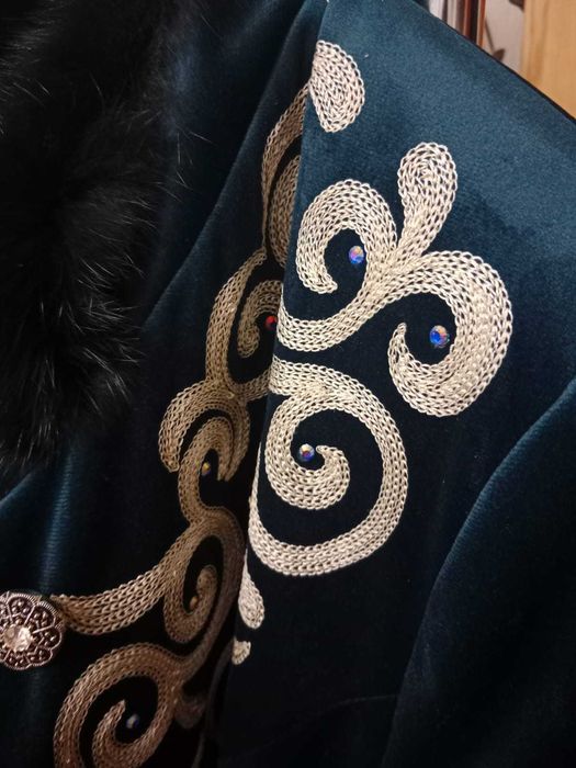 Камзол с рукавами