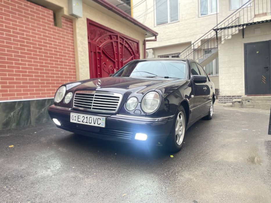 Мерседес Бенс w2100