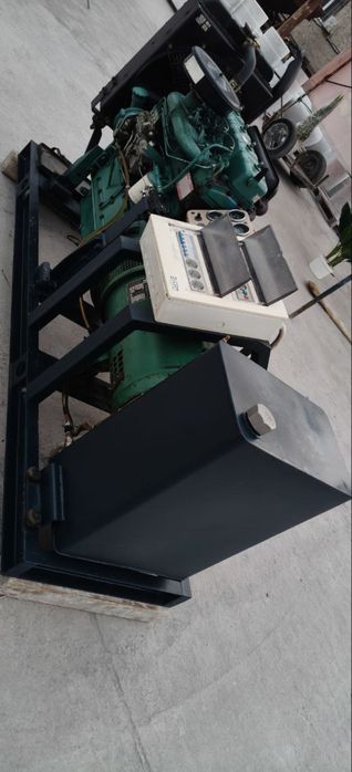 Генератор 30 кв, движок. Divijok. Generator 30kw
