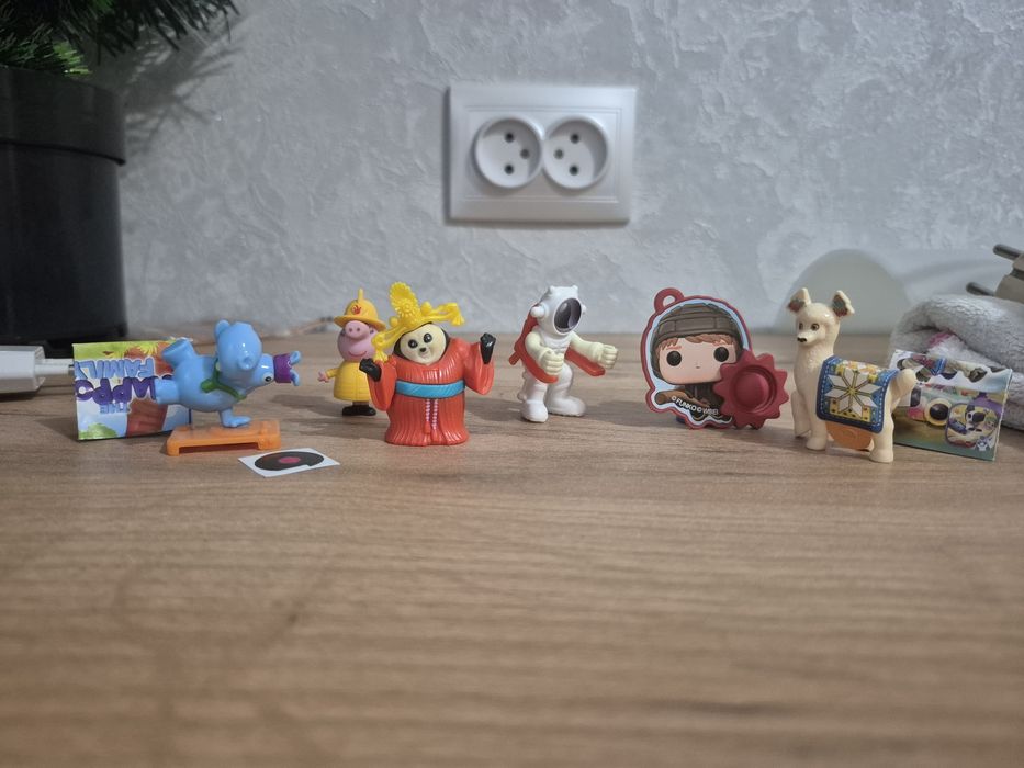 Киндер игрушки разные