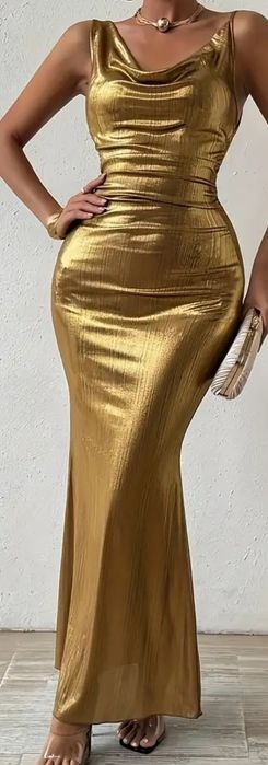Дамска рокля в златисто цена 50лв