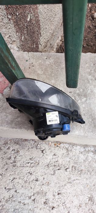 Халогенен фар за BMW F10