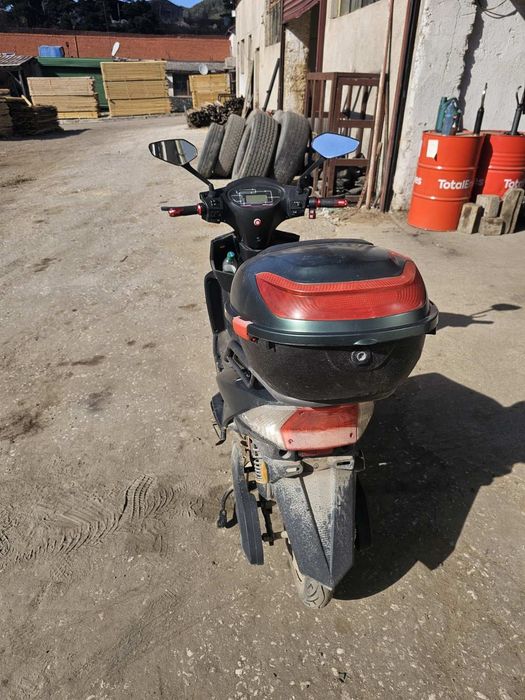 Електрически скутер