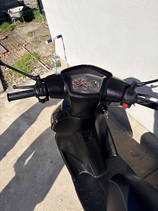 Scuter Peugeot Kisbee