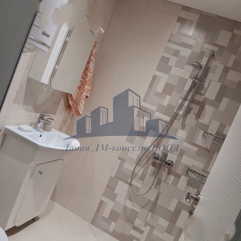 Дава се под наем Двустаен апартамент в Шумен, Център - 60 кв.м за 331.5 € - Снимка #6