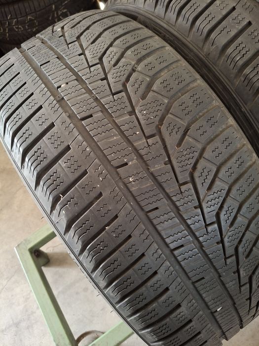 2 Anvelope de iarnă  205 50 r17 Hankook