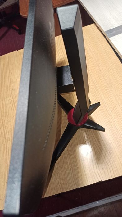 Гейминг Монитор AOC 24G2U 144Hz fullHD