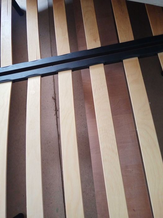 Кровать б/у двухспальная продам