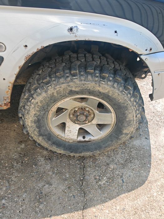 Roti mitsubishi  pe 16