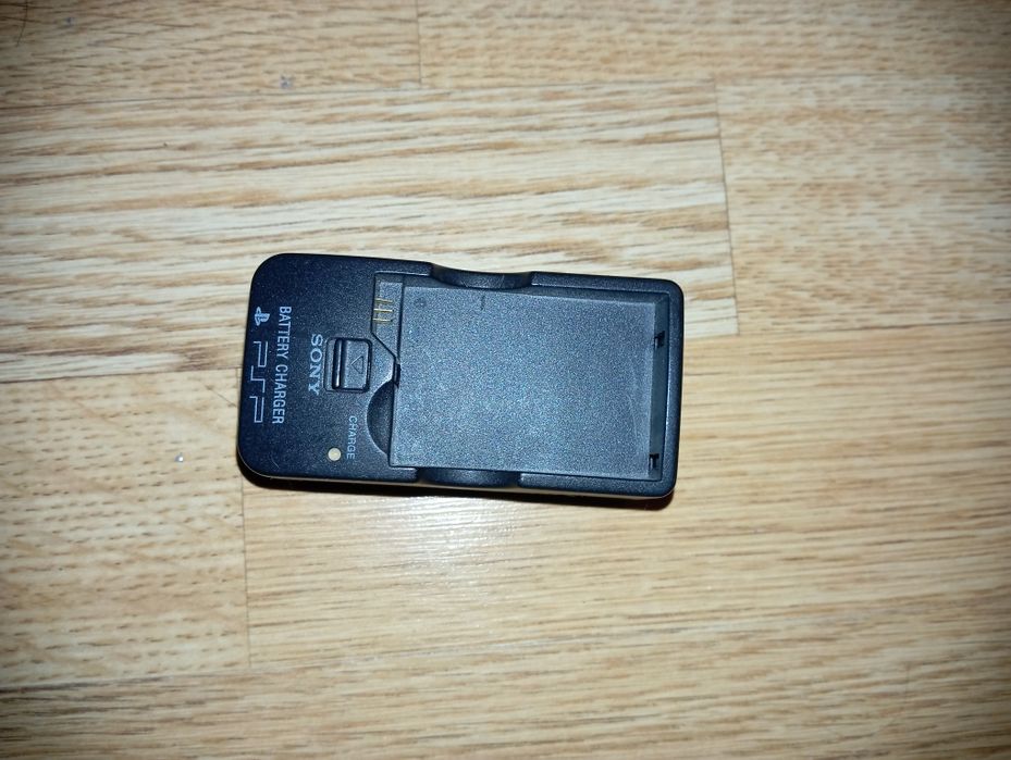Зарядное устройство на PSP