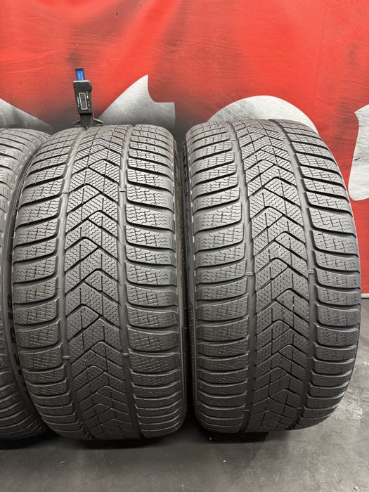 245 45 18 / 275 40 18, Зимни гуми, Спорт пакет, Pirelli SottoZero3, 4 броя