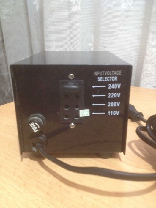 Адаптер 220\110.В 200 ватт