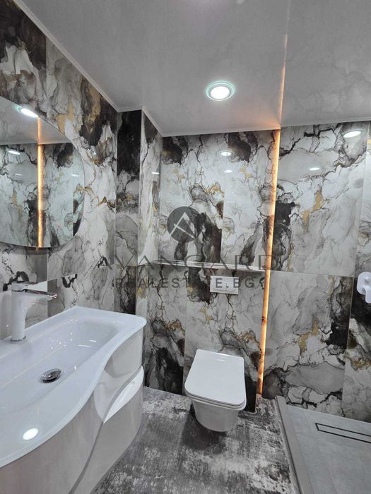 Продава се Тристаен апартамент в Пловдив, Център - 120 кв.м за 2384 €/кв.м - Снимка #6