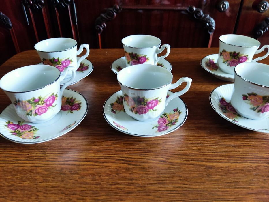 Vând set cafea .