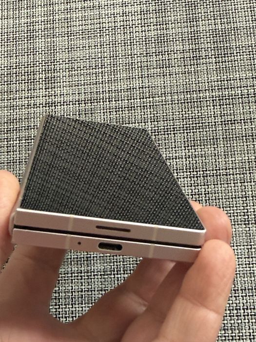 Samsung Z fold 6