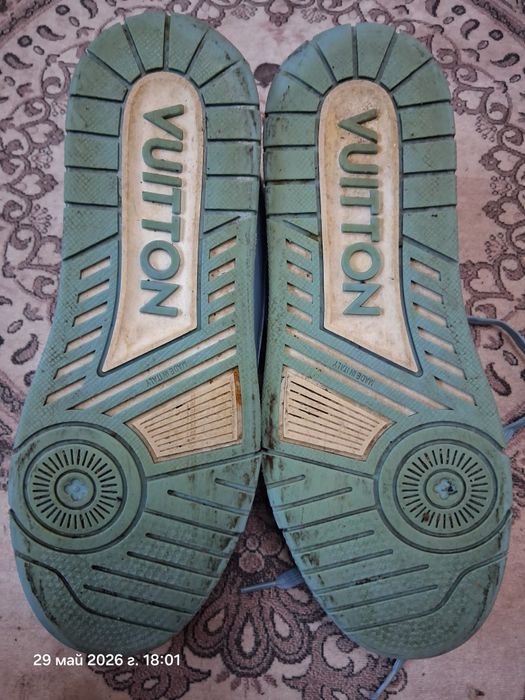 Louis Vuitton LV Trainer номер 44 ( 28.5 см.)

eu.louisvuitton.com
 +1