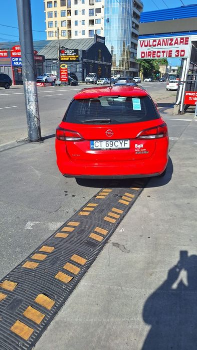 OPEL Astra 2019 — imagine 4
