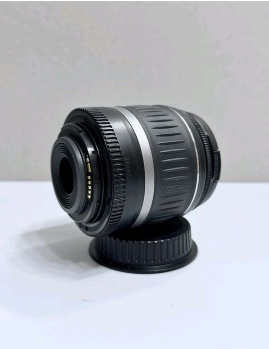 Фотообектив Canon EF S 18-55 mm II