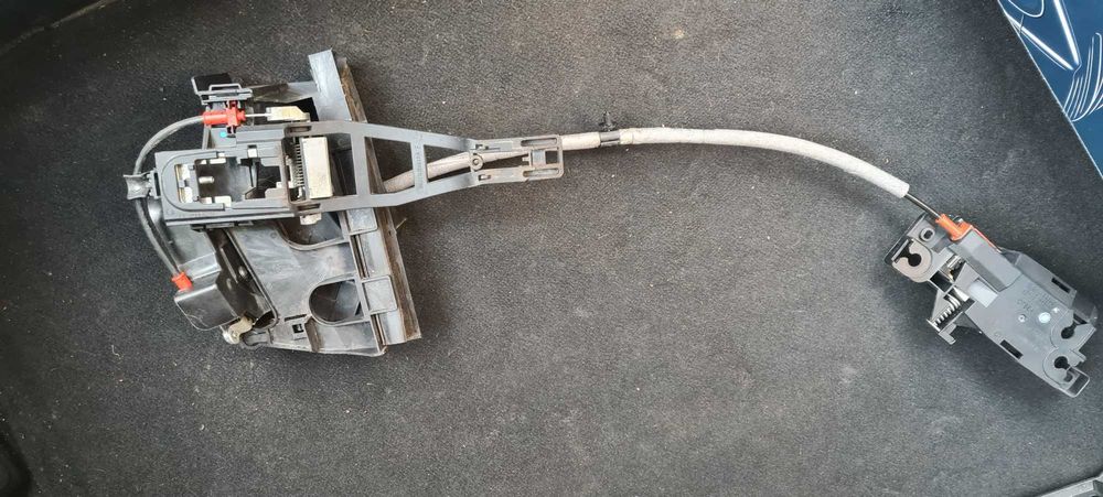 Mecanism inchidere centralizata usa dreapta spate Mondeo Mk4 2008